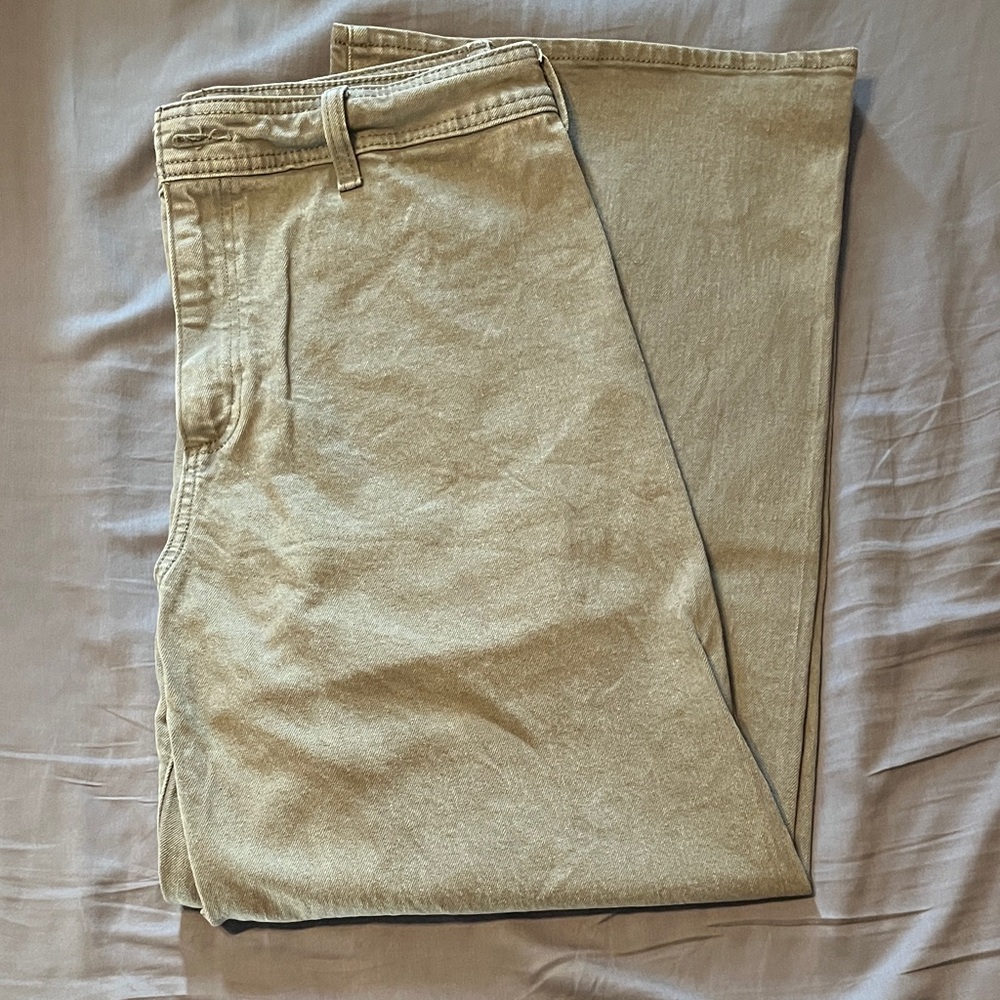 Wide leg pants